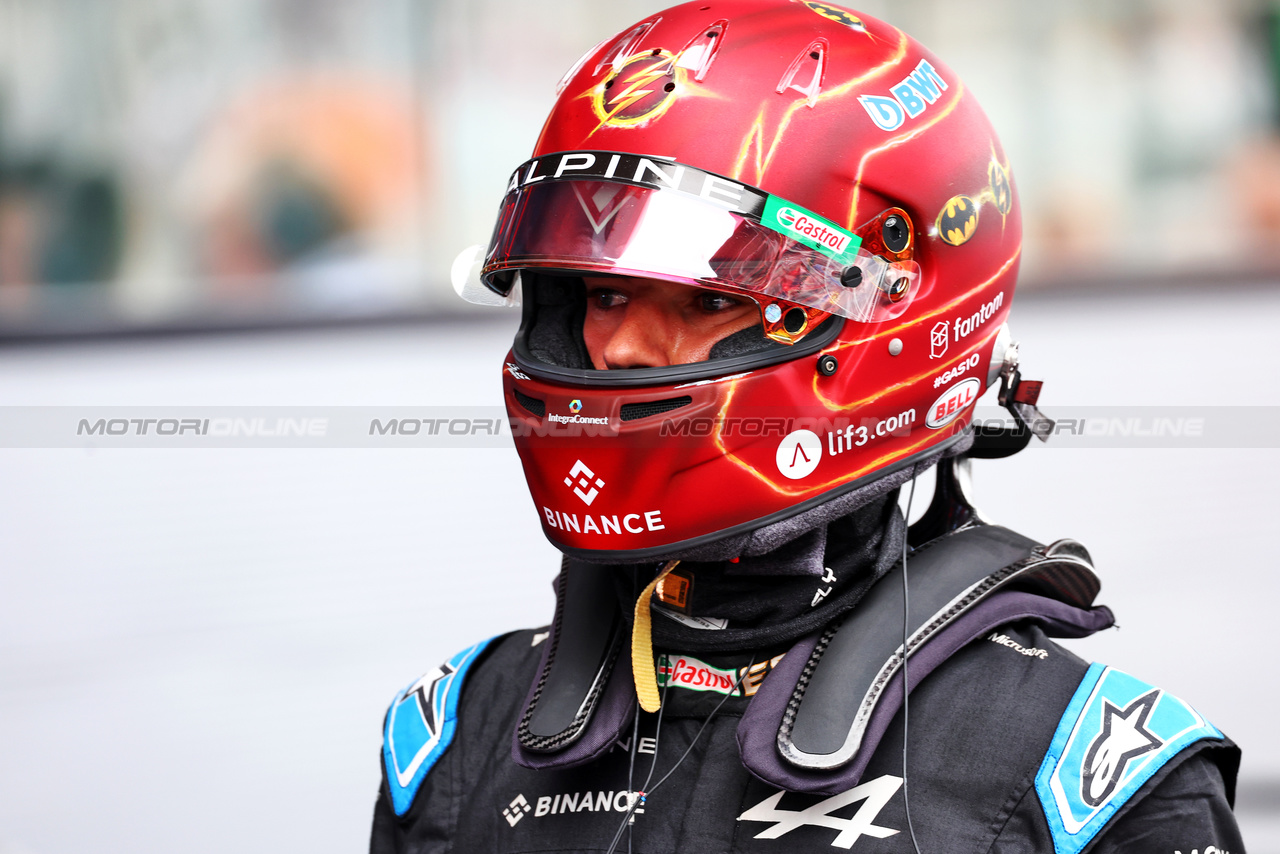 GP SPAGNA, Pierre Gasly (FRA) Alpine F1 Team in qualifying parc ferme.

03.06.2023. Formula 1 World Championship, Rd 8, Spanish Grand Prix, Barcelona, Spain, Qualifiche Day.

 - www.xpbimages.com, EMail: requests@xpbimages.com ¬© Copyright: Coates / XPB Images