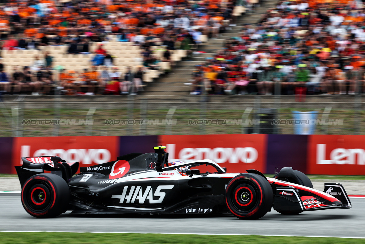 GP SPAGNA, Nico Hulkenberg (GER) Haas VF-23.

03.06.2023. Formula 1 World Championship, Rd 8, Spanish Grand Prix, Barcelona, Spain, Qualifiche Day.

- www.xpbimages.com, EMail: requests@xpbimages.com ¬© Copyright: Batchelor / XPB Images