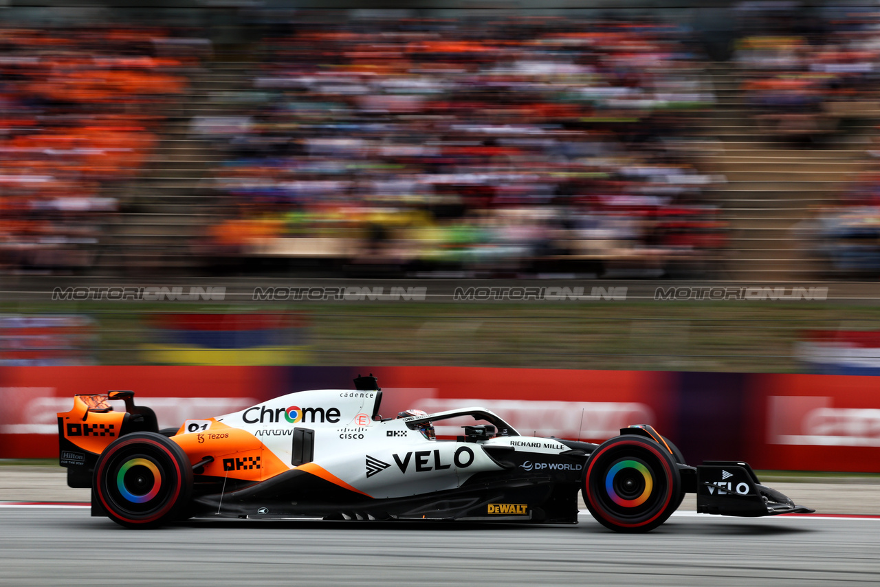 GP SPAGNA, Oscar Piastri (AUS) McLaren MCL60.

03.06.2023. Formula 1 World Championship, Rd 8, Spanish Grand Prix, Barcelona, Spain, Qualifiche Day.

- www.xpbimages.com, EMail: requests@xpbimages.com ¬© Copyright: Batchelor / XPB Images