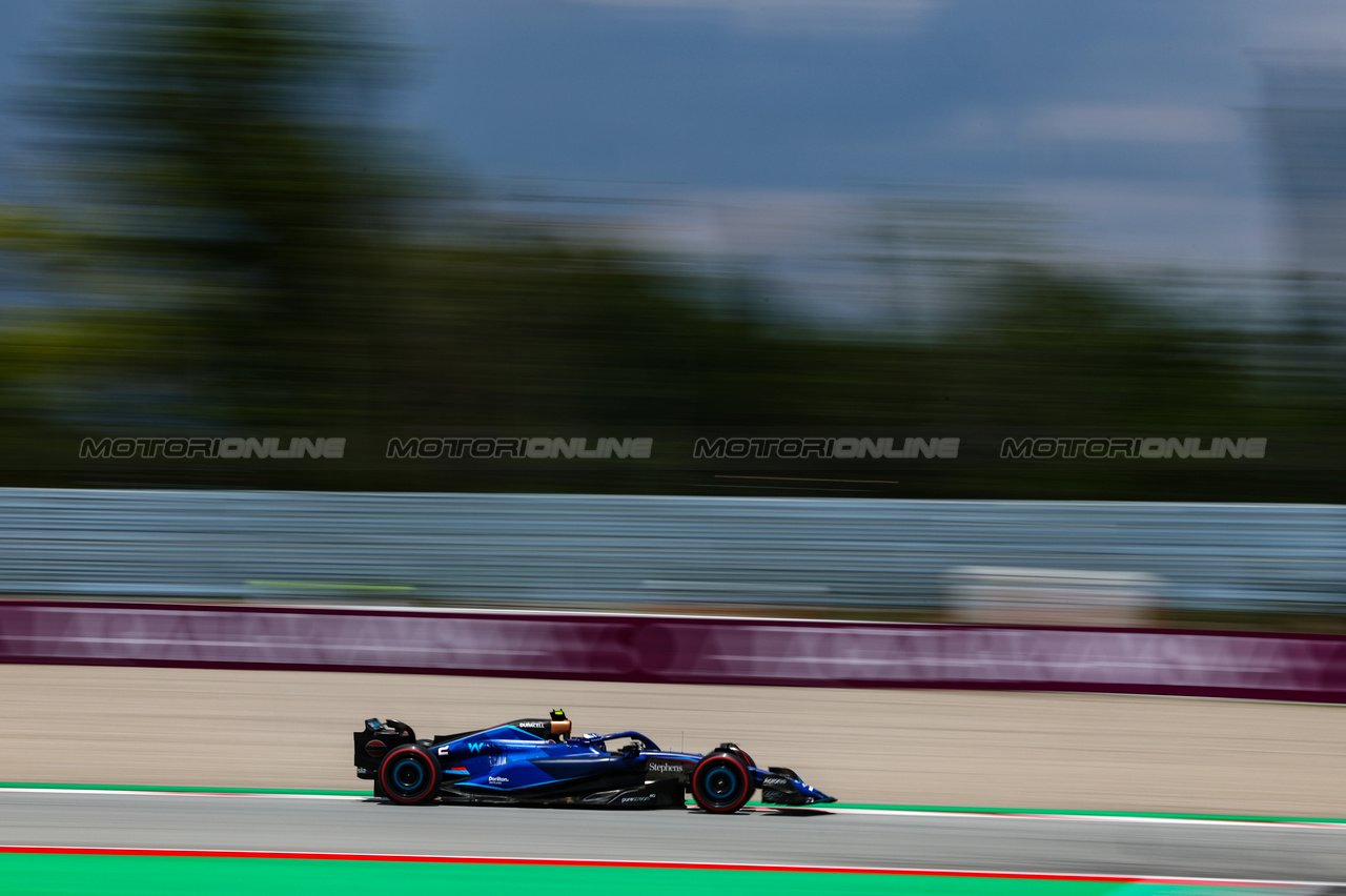 GP SPAGNA, Logan Sargeant (USA), Williams F1 Team  
02.06.2023 Formula 1 World Championship, Rd 8, Spanish Grand Prix, Barcelona, Spain, Practice Day.
- www.xpbimages.com, EMail: requests@xpbimages.com ¬© Copyright: Charniaux / XPB Images
