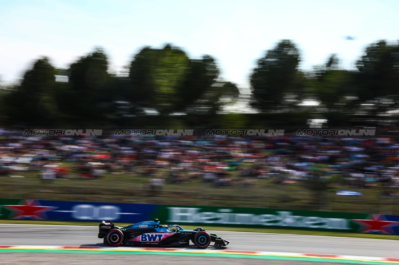 GP SPAGNA, Pierre Gasly (FRA), Alpine F1 Team 
02.06.2023 Formula 1 World Championship, Rd 8, Spanish Grand Prix, Barcelona, Spain, Practice Day.
- www.xpbimages.com, EMail: requests@xpbimages.com ¬© Copyright: Charniaux / XPB Images