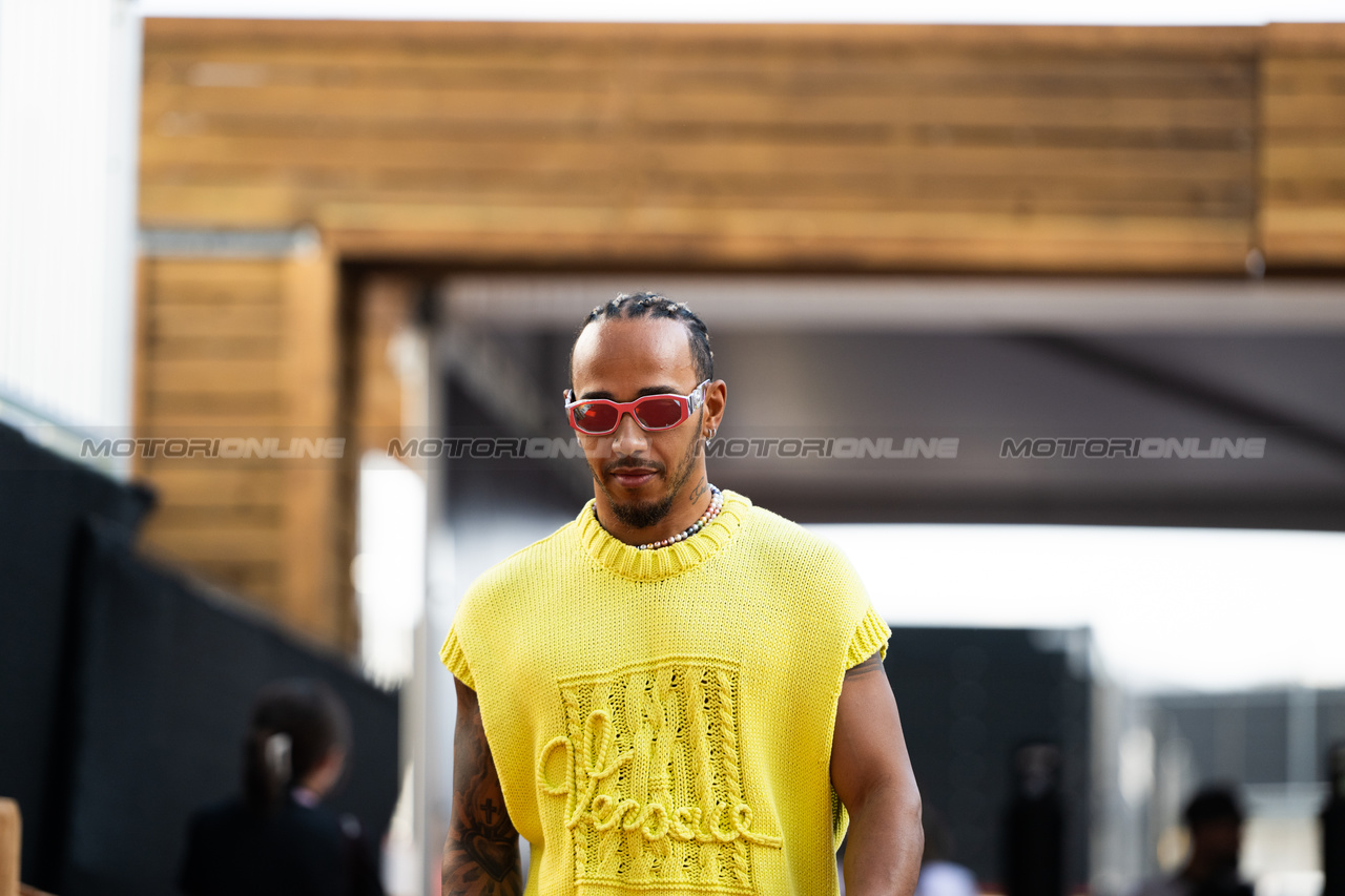 GP STATI UNITI, Lewis Hamilton (GBR) Mercedes AMG F1.

22.10.2023. Formula 1 World Championship, Rd 19, United States Grand Prix, Austin, Texas, USA, Gara Day.

- www.xpbimages.com, EMail: requests@xpbimages.com © Copyright: Price / XPB Images