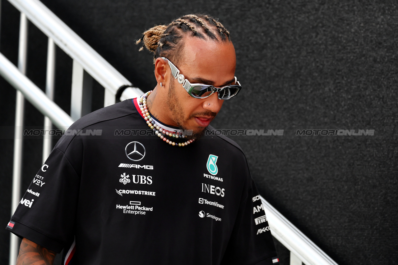 GP STATI UNITI, Lewis Hamilton (GBR) Mercedes AMG F1.

22.10.2023. Formula 1 World Championship, Rd 19, United States Grand Prix, Austin, Texas, USA, Gara Day.

- www.xpbimages.com, EMail: requests@xpbimages.com © Copyright: Moy / XPB Images