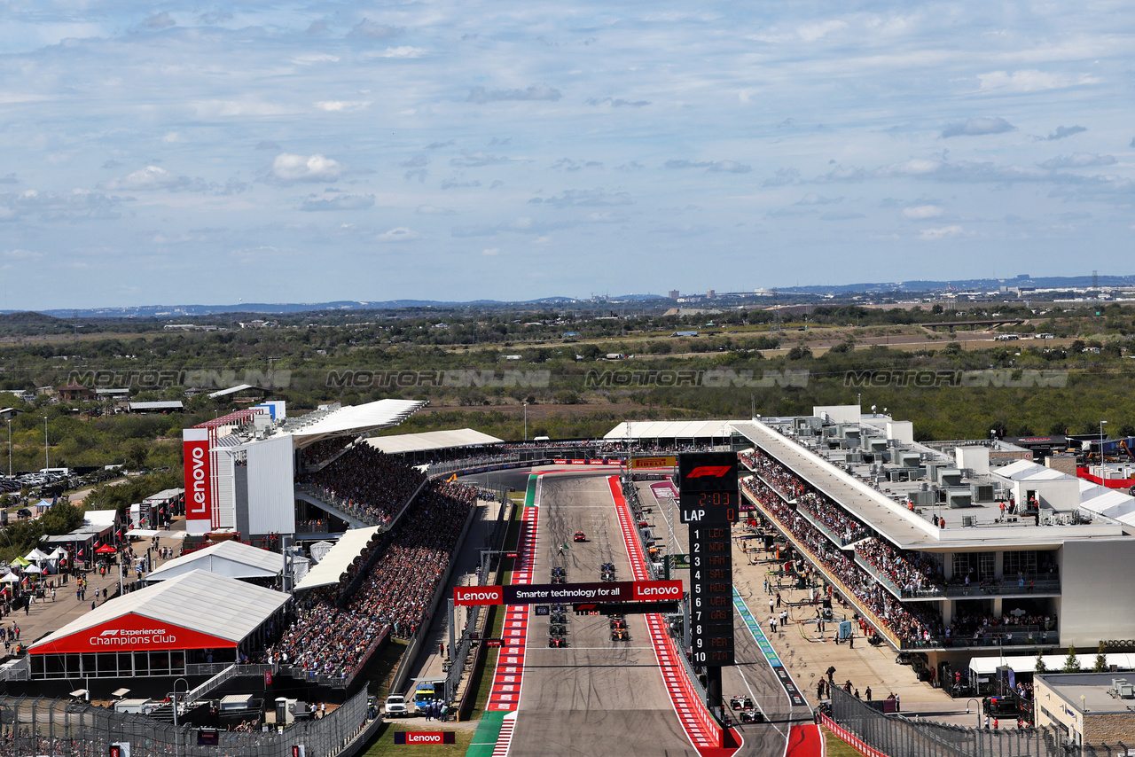 GP STATI UNITI, The partenza of the race.

22.10.2023. Formula 1 World Championship, Rd 19, United States Grand Prix, Austin, Texas, USA, Gara Day.

- www.xpbimages.com, EMail: requests@xpbimages.com © Copyright: Batchelor / XPB Images