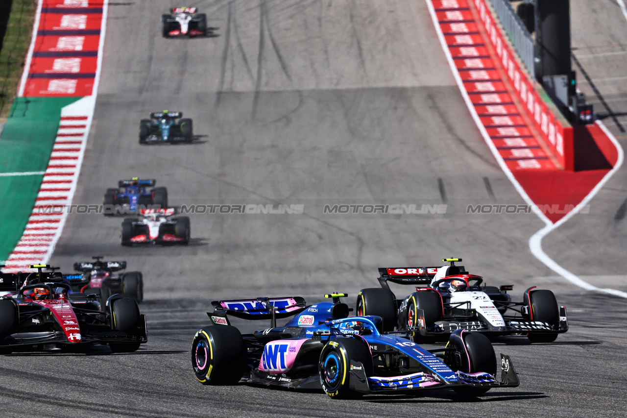 GP STATI UNITI, Pierre Gasly (FRA) Alpine F1 Team A523.

22.10.2023. Formula 1 World Championship, Rd 19, United States Grand Prix, Austin, Texas, USA, Gara Day.

- www.xpbimages.com, EMail: requests@xpbimages.com © Copyright: Batchelor / XPB Images