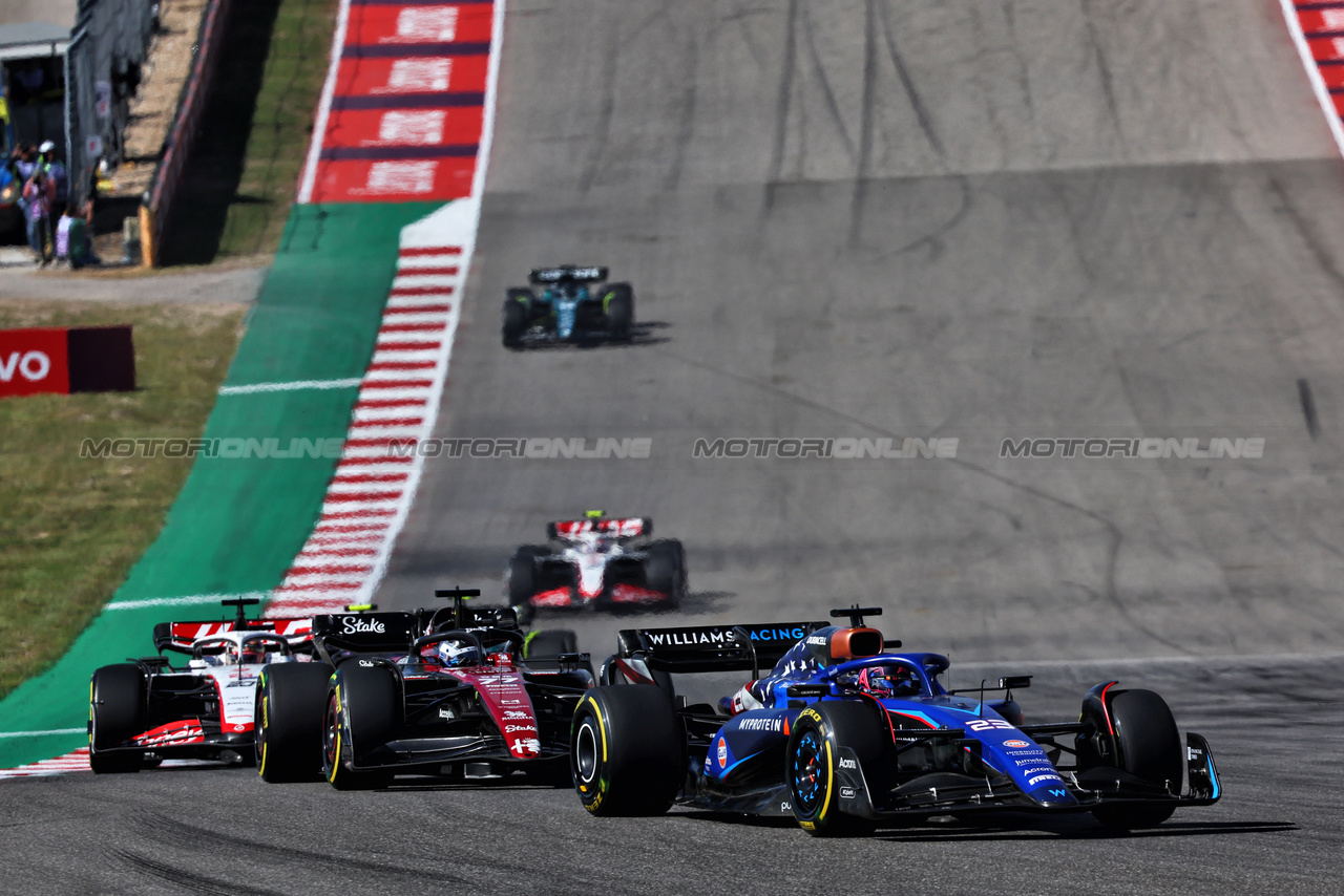 GP STATI UNITI, Alexander Albon (THA) Williams Racing FW45.

22.10.2023. Formula 1 World Championship, Rd 19, United States Grand Prix, Austin, Texas, USA, Gara Day.

- www.xpbimages.com, EMail: requests@xpbimages.com © Copyright: Batchelor / XPB Images
