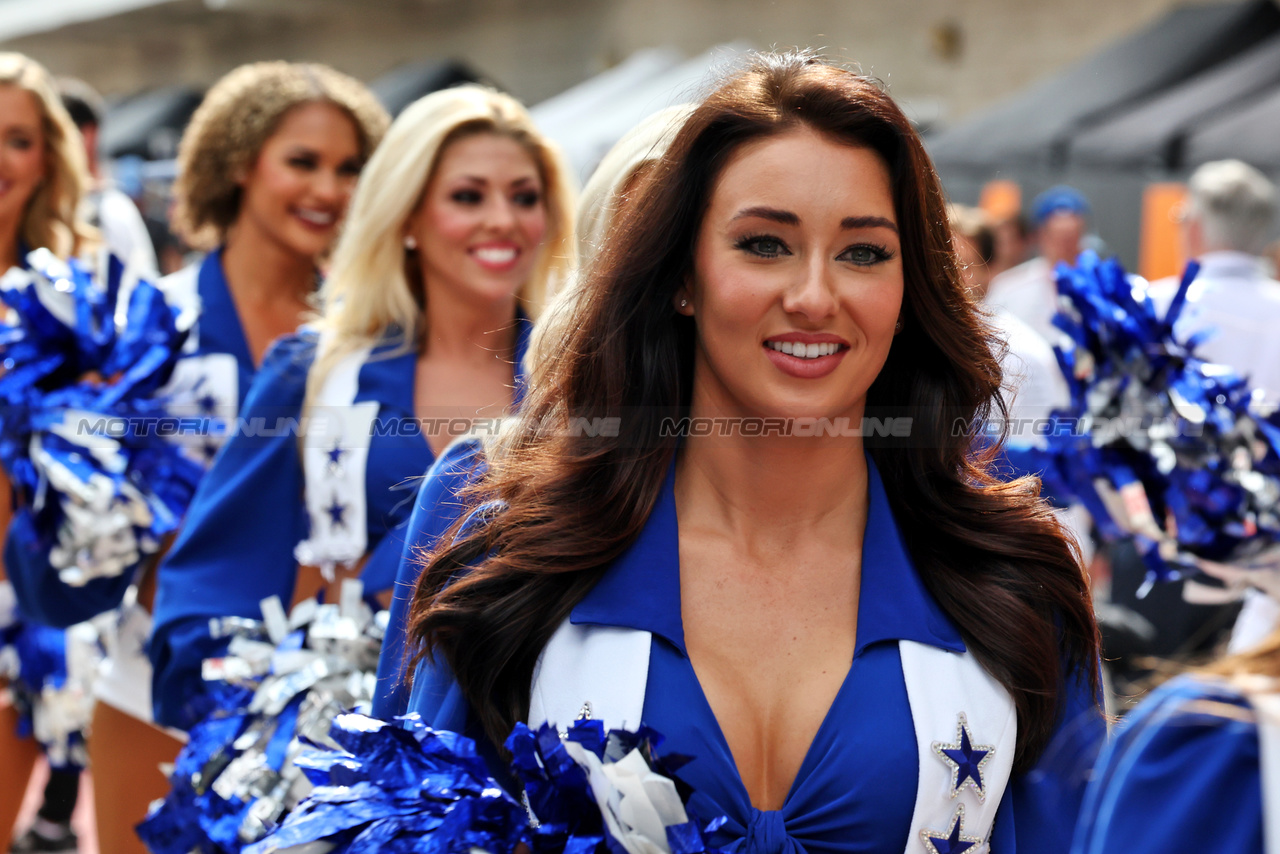 GP STATI UNITI, Dallas Cowboys Cheerleaders.

22.10.2023. Formula 1 World Championship, Rd 19, United States Grand Prix, Austin, Texas, USA, Gara Day.

- www.xpbimages.com, EMail: requests@xpbimages.com © Copyright: Moy / XPB Images