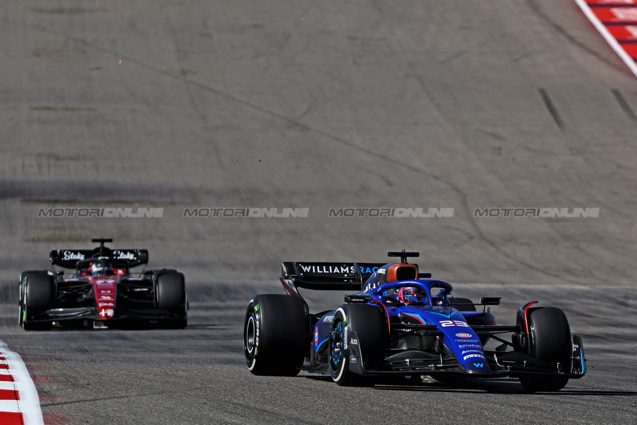 GP STATI UNITI, Alexander Albon (THA) Williams Racing FW45.

22.10.2023. Formula 1 World Championship, Rd 19, United States Grand Prix, Austin, Texas, USA, Gara Day.

- www.xpbimages.com, EMail: requests@xpbimages.com © Copyright: Batchelor / XPB Images