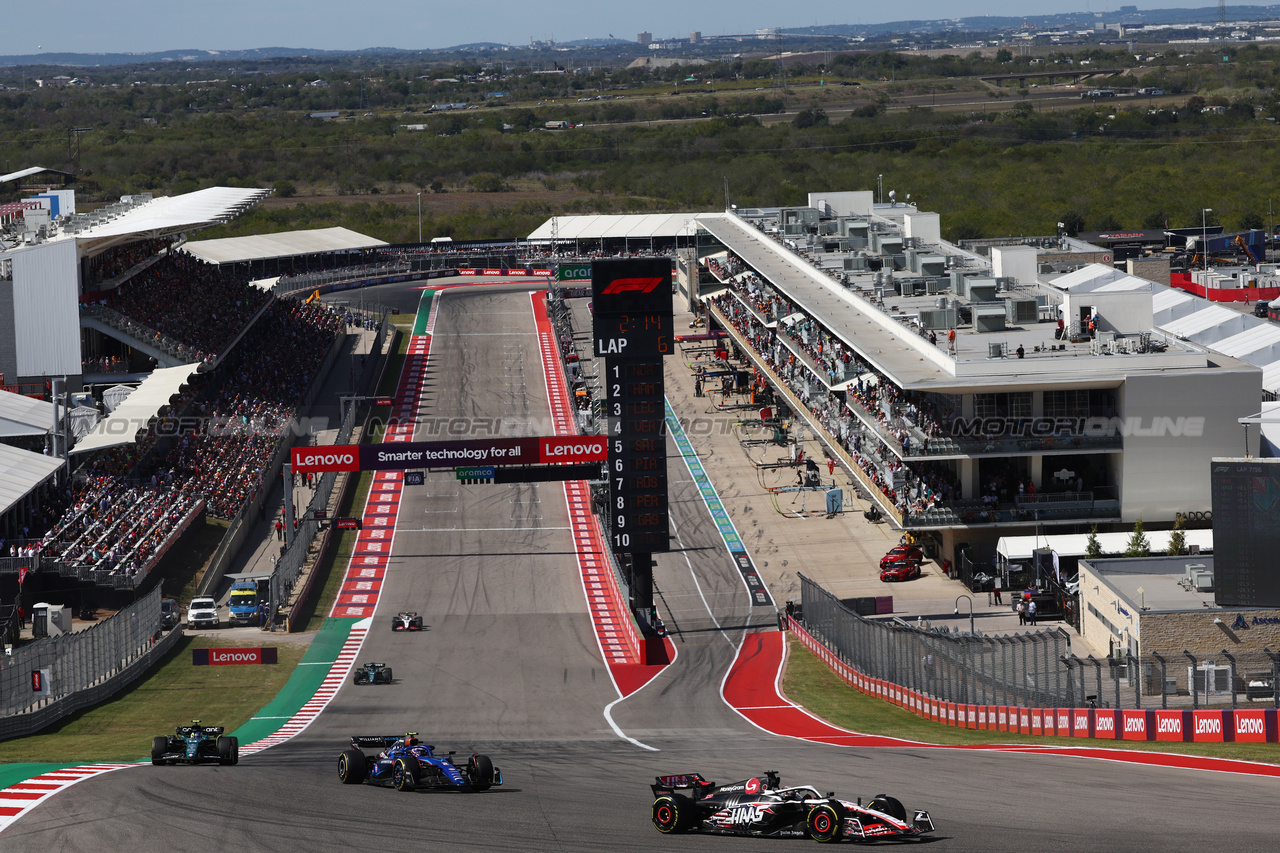 GP STATI UNITI, Kevin Magnussen (DEN) Haas VF-23.

22.10.2023. Formula 1 World Championship, Rd 19, United States Grand Prix, Austin, Texas, USA, Gara Day.

- www.xpbimages.com, EMail: requests@xpbimages.com © Copyright: Batchelor / XPB Images