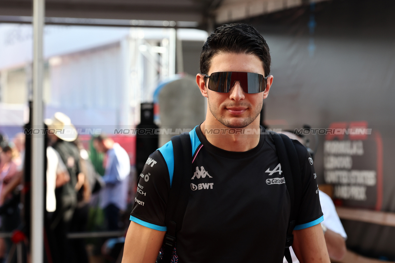 GP STATI UNITI, Esteban Ocon (FRA) Alpine F1 Team.

22.10.2023. Formula 1 World Championship, Rd 19, United States Grand Prix, Austin, Texas, USA, Gara Day.

- www.xpbimages.com, EMail: requests@xpbimages.com © Copyright: Moy / XPB Images