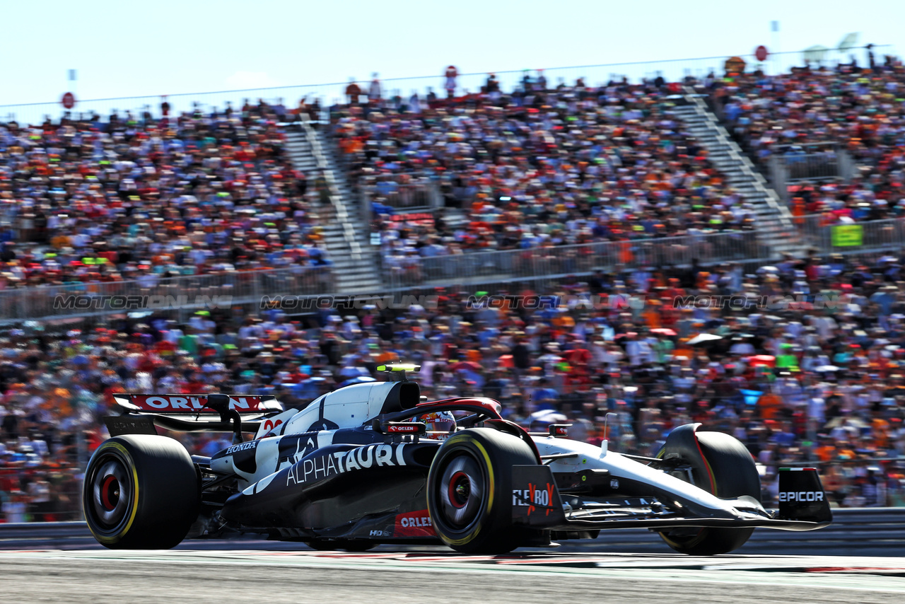 GP STATI UNITI, Yuki Tsunoda (JPN) AlphaTauri AT04.

22.10.2023. Formula 1 World Championship, Rd 19, United States Grand Prix, Austin, Texas, USA, Gara Day.

- www.xpbimages.com, EMail: requests@xpbimages.com © Copyright: Batchelor / XPB Images
