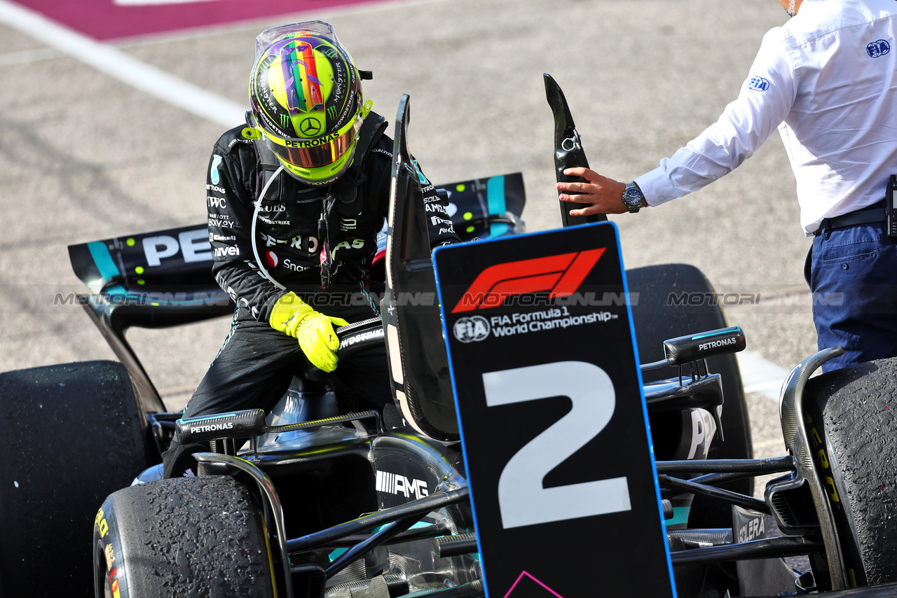 GP STATI UNITI, Second placed Lewis Hamilton (GBR) Mercedes AMG F1 W14 in parc ferme.

22.10.2023. Formula 1 World Championship, Rd 19, United States Grand Prix, Austin, Texas, USA, Gara Day.

- www.xpbimages.com, EMail: requests@xpbimages.com © Copyright: Batchelor / XPB Images