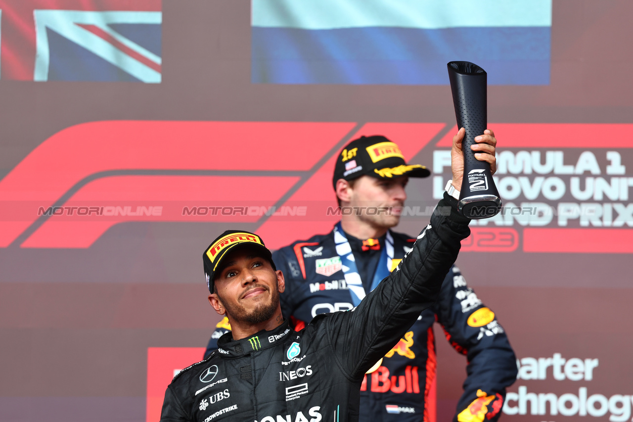 GP STATI UNITI, 2nd place Lewis Hamilton (GBR) Mercedes AMG F1.
22.10.2023. Formula 1 World Championship, Rd 19, United States Grand Prix, Austin, Texas, USA, Gara Day.
- www.xpbimages.com, EMail: requests@xpbimages.com © Copyright: Batchelor / XPB Images