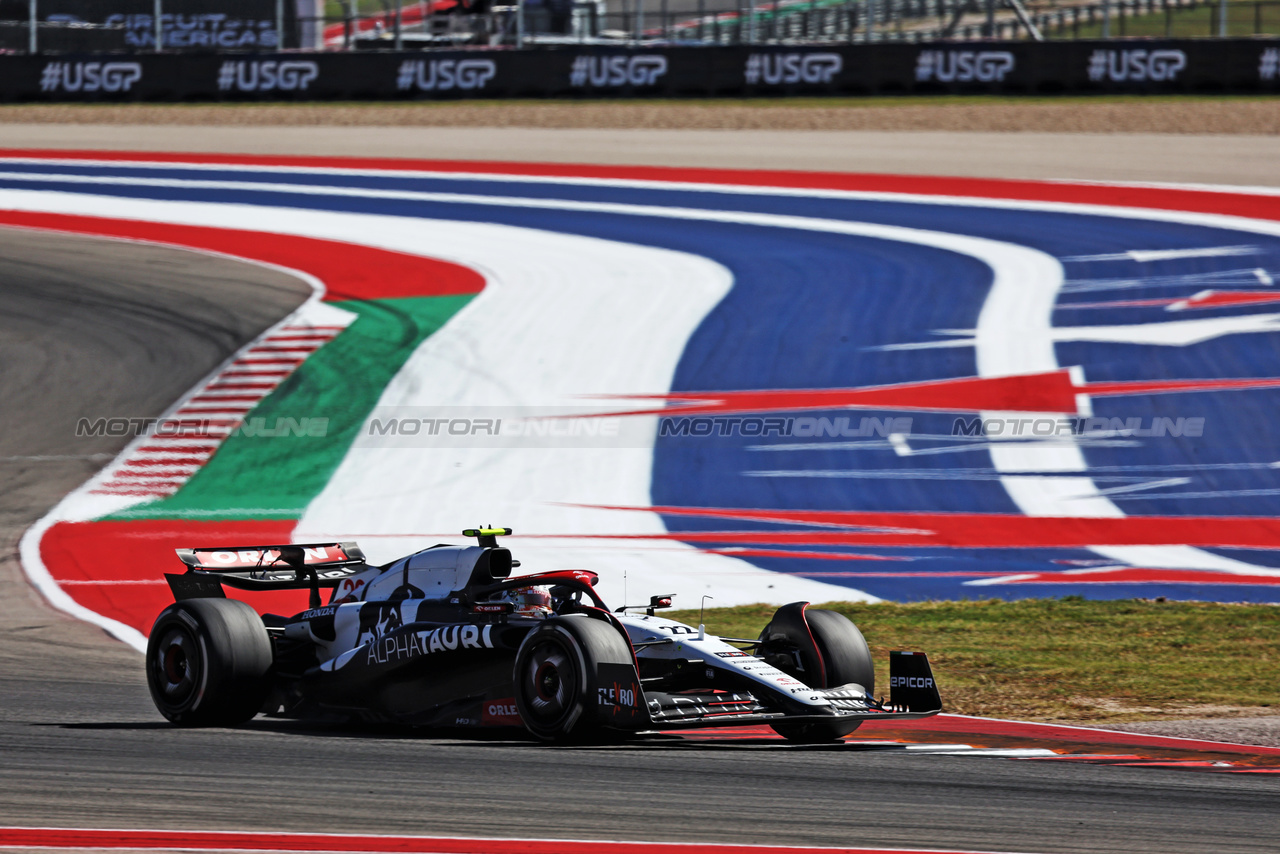 GP STATI UNITI, Yuki Tsunoda (JPN) AlphaTauri AT04.

22.10.2023. Formula 1 World Championship, Rd 19, United States Grand Prix, Austin, Texas, USA, Gara Day.

- www.xpbimages.com, EMail: requests@xpbimages.com © Copyright: Moy / XPB Images