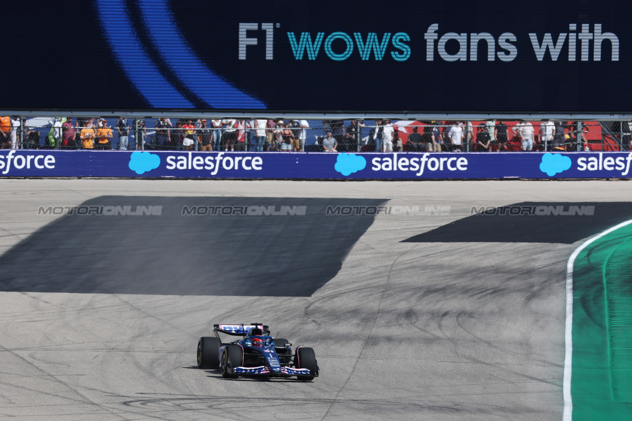 GP STATI UNITI, Esteban Ocon (FRA) Alpine F1 Team A523 runs wide.

22.10.2023. Formula 1 World Championship, Rd 19, United States Grand Prix, Austin, Texas, USA, Gara Day.

- www.xpbimages.com, EMail: requests@xpbimages.com © Copyright: Moy / XPB Images
