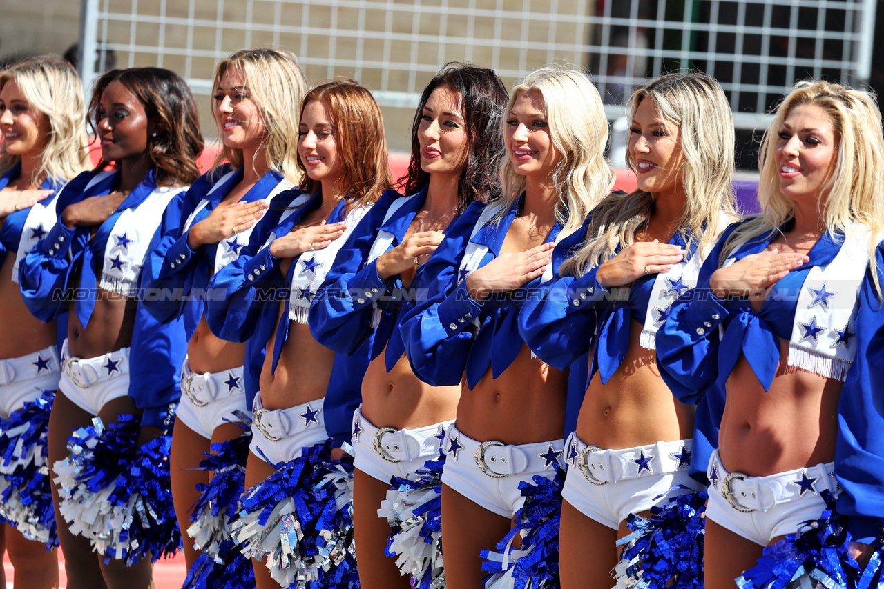 GP STATI UNITI, Dallas Cowboys Cheerleaders on the grid.

22.10.2023. Formula 1 World Championship, Rd 19, United States Grand Prix, Austin, Texas, USA, Gara Day.

- www.xpbimages.com, EMail: requests@xpbimages.com © Copyright: Moy / XPB Images
