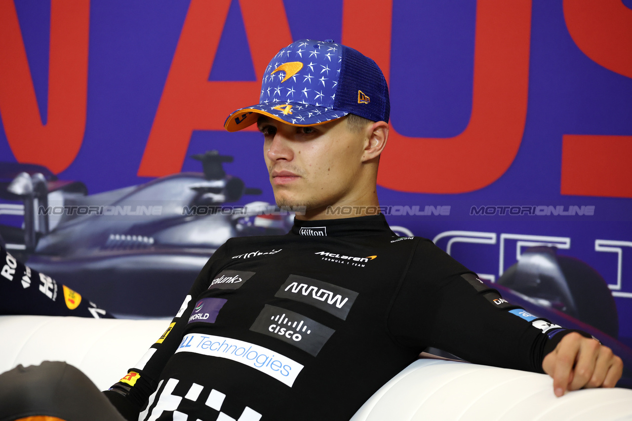 GP STATI UNITI, Lando Norris (GBR) McLaren in the post race FIA Press Conference.

22.10.2023. Formula 1 World Championship, Rd 19, United States Grand Prix, Austin, Texas, USA, Gara Day.

- www.xpbimages.com, EMail: requests@xpbimages.com © Copyright: Bearne / XPB Images