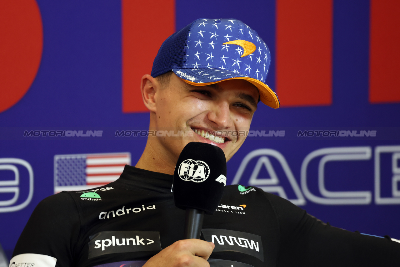 GP STATI UNITI, Lando Norris (GBR) McLaren in the post race FIA Press Conference.

22.10.2023. Formula 1 World Championship, Rd 19, United States Grand Prix, Austin, Texas, USA, Gara Day.

- www.xpbimages.com, EMail: requests@xpbimages.com © Copyright: Bearne / XPB Images