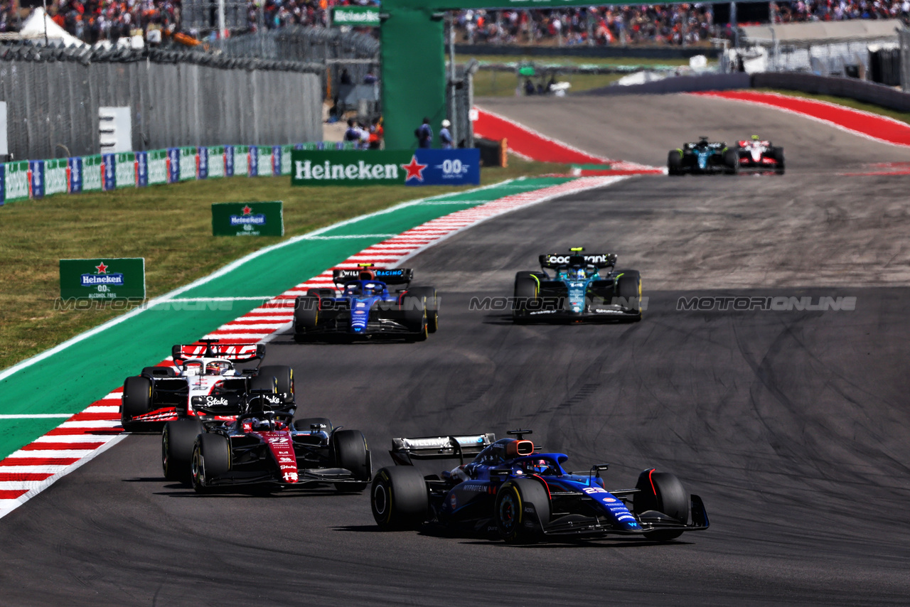 GP STATI UNITI, Alexander Albon (THA) Williams Racing FW45.

22.10.2023. Formula 1 World Championship, Rd 19, United States Grand Prix, Austin, Texas, USA, Gara Day.

 - www.xpbimages.com, EMail: requests@xpbimages.com © Copyright: Coates / XPB Images