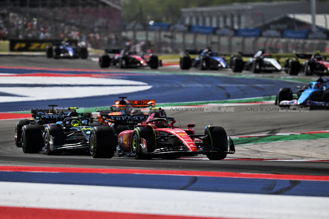 GP STATI UNITI, Carlos Sainz Jr (ESP) Ferrari SF-23 at the partenza of the race.

22.10.2023. Formula 1 World Championship, Rd 19, United States Grand Prix, Austin, Texas, USA, Gara Day.

- www.xpbimages.com, EMail: requests@xpbimages.com © Copyright: Price / XPB Images