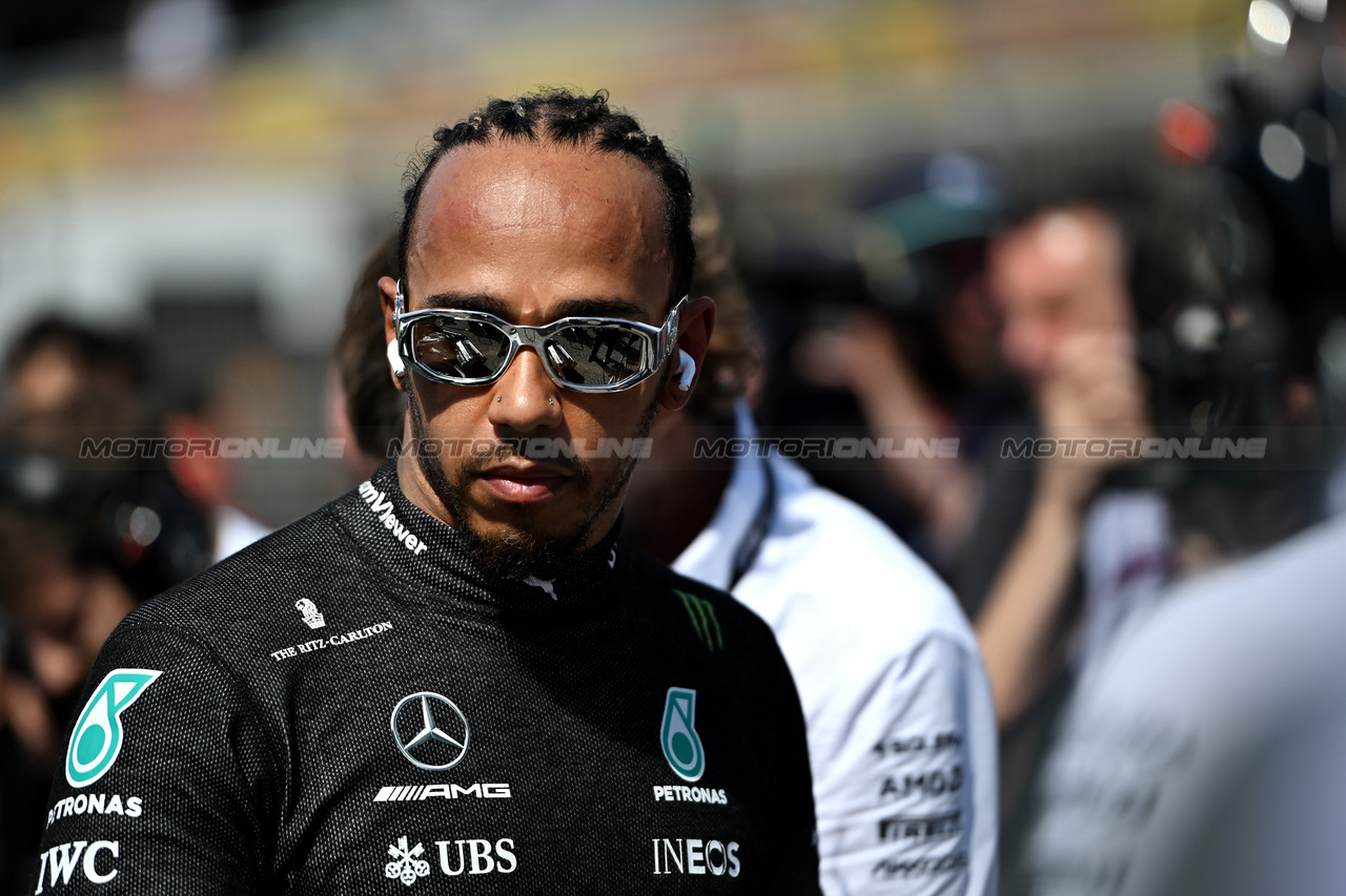 GP STATI UNITI, Lewis Hamilton (GBR) Mercedes AMG F1 on the grid.

22.10.2023. Formula 1 World Championship, Rd 19, United States Grand Prix, Austin, Texas, USA, Gara Day.

- www.xpbimages.com, EMail: requests@xpbimages.com © Copyright: Price / XPB Images