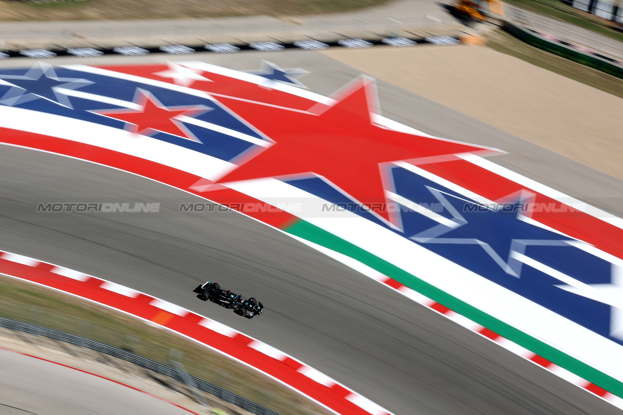 GP STATI UNITI, George Russell (GBR) Mercedes AMG F1 W14.

22.10.2023. Formula 1 World Championship, Rd 19, United States Grand Prix, Austin, Texas, USA, Gara Day.

 - www.xpbimages.com, EMail: requests@xpbimages.com © Copyright: Rew / XPB Images