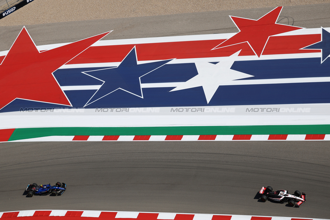 GP STATI UNITI, Kevin Magnussen (DEN) Haas VF-23.

22.10.2023. Formula 1 World Championship, Rd 19, United States Grand Prix, Austin, Texas, USA, Gara Day.

 - www.xpbimages.com, EMail: requests@xpbimages.com © Copyright: Rew / XPB Images