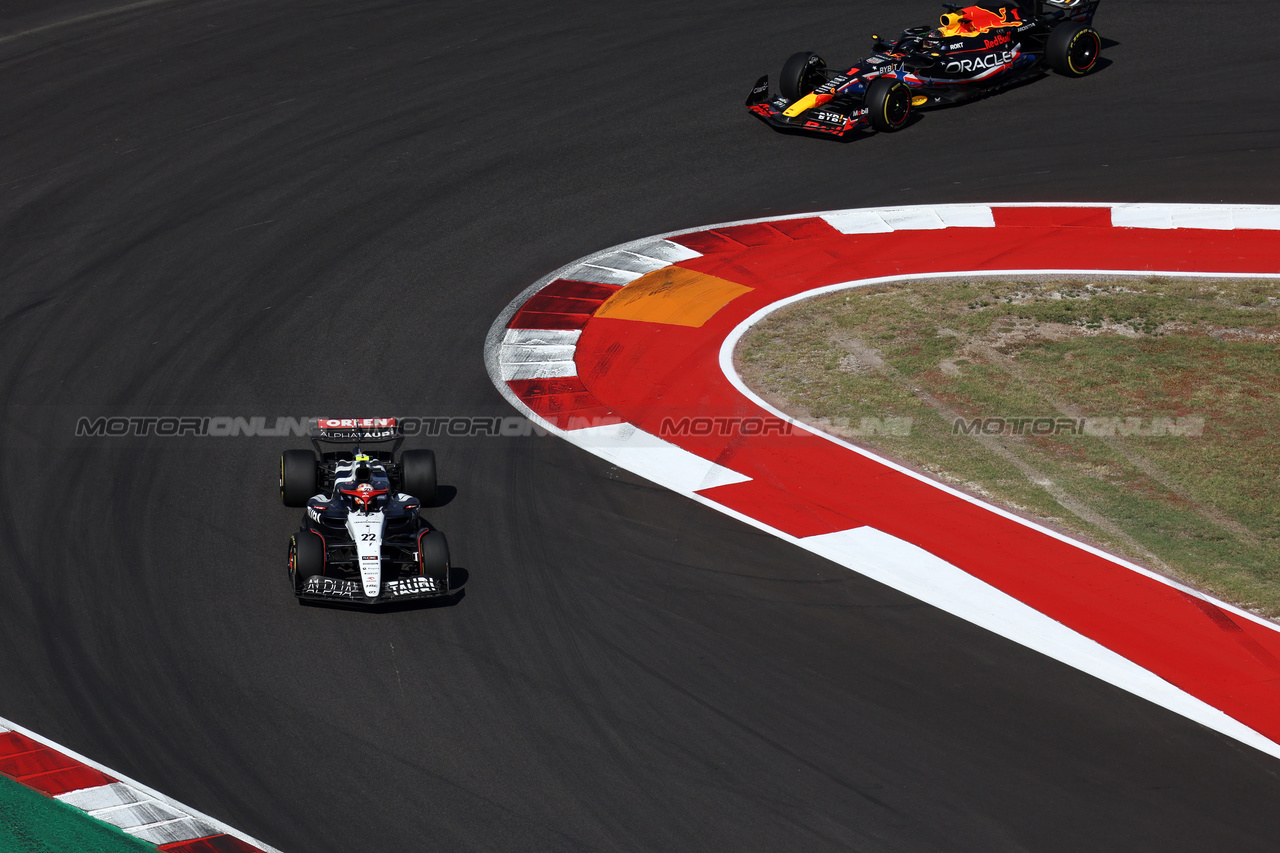 GP STATI UNITI, Yuki Tsunoda (JPN) AlphaTauri AT04.

22.10.2023. Formula 1 World Championship, Rd 19, United States Grand Prix, Austin, Texas, USA, Gara Day.

 - www.xpbimages.com, EMail: requests@xpbimages.com © Copyright: Rew / XPB Images