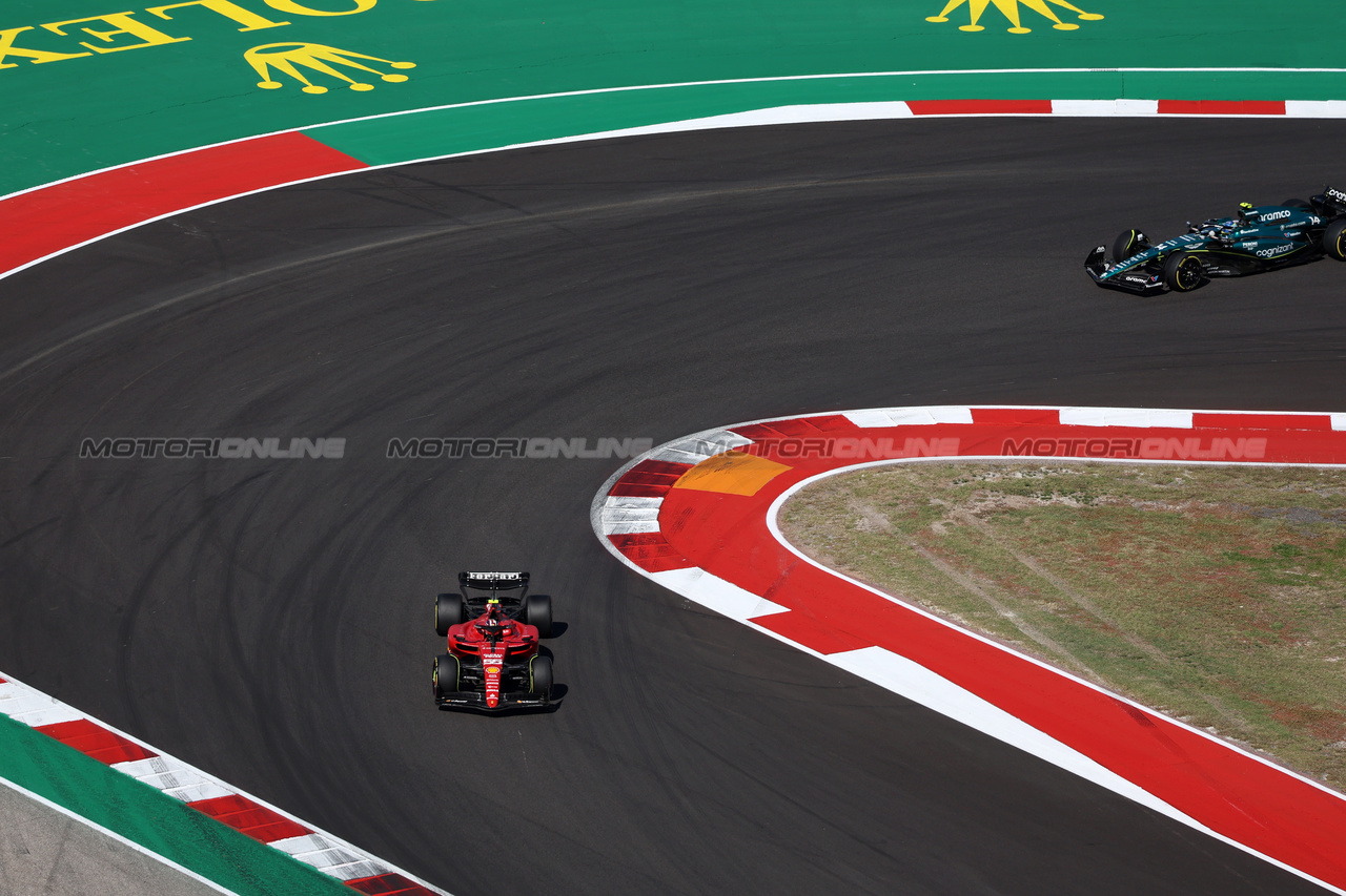 GP STATI UNITI, Carlos Sainz Jr (ESP) Ferrari SF-23.

22.10.2023. Formula 1 World Championship, Rd 19, United States Grand Prix, Austin, Texas, USA, Gara Day.

 - www.xpbimages.com, EMail: requests@xpbimages.com © Copyright: Rew / XPB Images