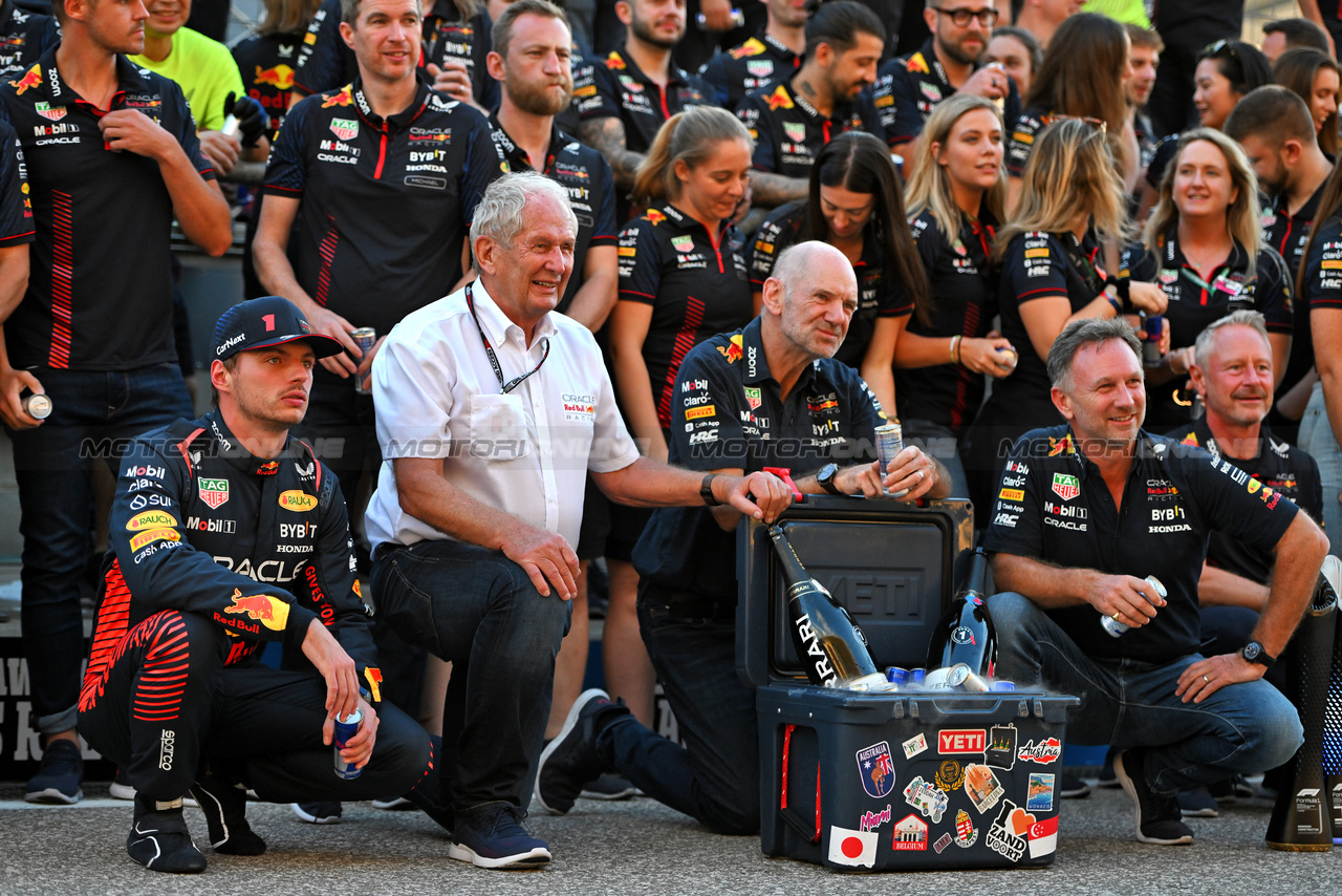 GP STATI UNITI, Max Verstappen (NLD) Red Bull Racing celebrates his 50th F1 victory with the team.

22.10.2023. Formula 1 World Championship, Rd 19, United States Grand Prix, Austin, Texas, USA, Gara Day.

- www.xpbimages.com, EMail: requests@xpbimages.com © Copyright: Price / XPB Images