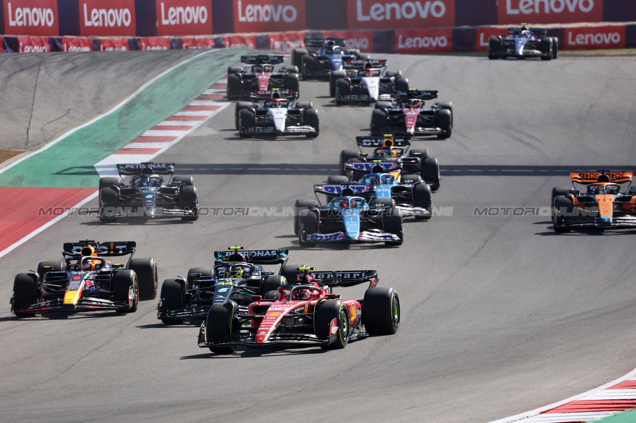 GP STATI UNITI, Carlos Sainz Jr (ESP) Ferrari SF-23 at the partenza of the race.

22.10.2023. Formula 1 World Championship, Rd 19, United States Grand Prix, Austin, Texas, USA, Gara Day.

- www.xpbimages.com, EMail: requests@xpbimages.com © Copyright: Bearne / XPB Images
