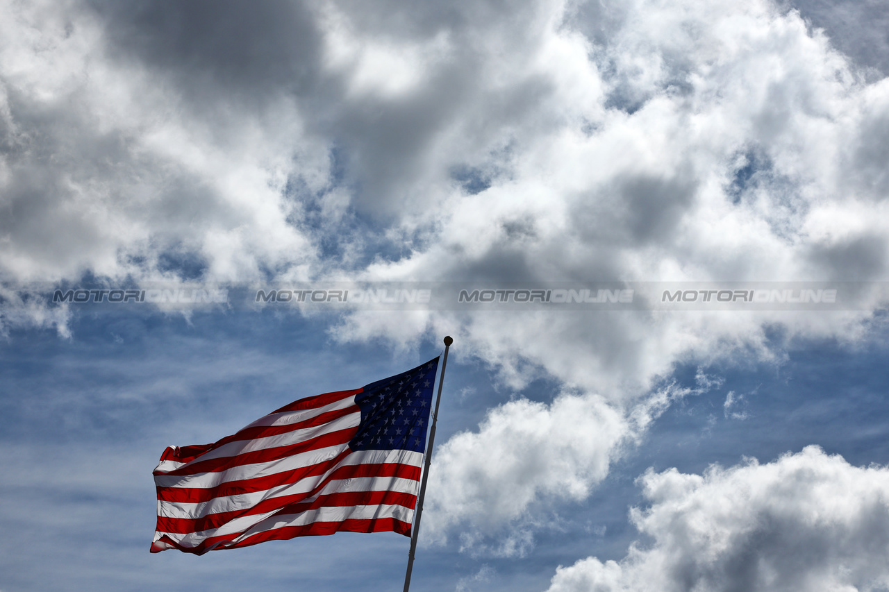 GP STATI UNITI, Circuit Atmosfera - USA flag. 

22.10.2023. Formula 1 World Championship, Rd 19, United States Grand Prix, Austin, Texas, USA, Gara Day.

 - www.xpbimages.com, EMail: requests@xpbimages.com © Copyright: Coates / XPB Images