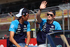 GP STATI UNITI, (L to R): Alexander Albon (THA) Williams Racing e Logan Sargeant (USA) Williams Racing on the drivers' parade.
22.10.2023. Formula 1 World Championship, Rd 19, United States Grand Prix, Austin, Texas, USA, Gara Day.
- www.xpbimages.com, EMail: requests@xpbimages.com © Copyright: Batchelor / XPB Images