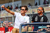 GP STATI UNITI, (L to R): George Russell (GBR) Mercedes AMG F1 e Lewis Hamilton (GBR) Mercedes AMG F1 on the drivers' parade.
22.10.2023. Formula 1 World Championship, Rd 19, United States Grand Prix, Austin, Texas, USA, Gara Day.
- www.xpbimages.com, EMail: requests@xpbimages.com © Copyright: Batchelor / XPB Images