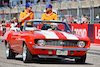 GP STATI UNITI, (L to R): Oscar Piastri (AUS) McLaren e Lando Norris (GBR) McLaren on the drivers' parade.
22.10.2023. Formula 1 World Championship, Rd 19, United States Grand Prix, Austin, Texas, USA, Gara Day.
- www.xpbimages.com, EMail: requests@xpbimages.com © Copyright: Batchelor / XPB Images