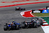 GP STATI UNITI, Kevin Magnussen (DEN) Haas VF-23 e Logan Sargeant (USA) Williams Racing FW45 battle for position.
22.10.2023. Formula 1 World Championship, Rd 19, United States Grand Prix, Austin, Texas, USA, Gara Day.
- www.xpbimages.com, EMail: requests@xpbimages.com © Copyright: Batchelor / XPB Images