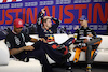 GP STATI UNITI, (L to R): Lewis Hamilton (GBR) Mercedes AMG F1; Max Verstappen (NLD) Red Bull Racing; e Lando Norris (GBR) McLaren, in the post race FIA Press Conference.
22.10.2023. Formula 1 World Championship, Rd 19, United States Grand Prix, Austin, Texas, USA, Gara Day.
- www.xpbimages.com, EMail: requests@xpbimages.com © Copyright: Bearne / XPB Images