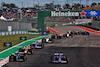 GP STATI UNITI, (L to R): George Russell (GBR) Mercedes AMG F1 W14 e Esteban Ocon (FRA) Alpine F1 Team A523 battle for position.
22.10.2023. Formula 1 World Championship, Rd 19, United States Grand Prix, Austin, Texas, USA, Gara Day.
 - www.xpbimages.com, EMail: requests@xpbimages.com © Copyright: Coates / XPB Images