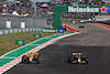 GP STATI UNITI, (L to R): Lando Norris (GBR) McLaren MCL60 e Max Verstappen (NLD) Red Bull Racing RB19 battle for position.
22.10.2023. Formula 1 World Championship, Rd 19, United States Grand Prix, Austin, Texas, USA, Gara Day.
 - www.xpbimages.com, EMail: requests@xpbimages.com © Copyright: Coates / XPB Images