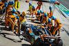 GP STATI UNITI, Lando Norris (GBR) McLaren MCL60 makes a pit stop.
22.10.2023. Formula 1 World Championship, Rd 19, United States Grand Prix, Austin, Texas, USA, Gara Day.
- www.xpbimages.com, EMail: requests@xpbimages.com © Copyright: Bearne / XPB Images