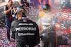 GP STATI UNITI, Lando Norris (GBR) McLaren celebrates his third position on the podium with third placed Lewis Hamilton (GBR) Mercedes AMG F1.
22.10.2023. Formula 1 World Championship, Rd 19, United States Grand Prix, Austin, Texas, USA, Gara Day.
- www.xpbimages.com, EMail: requests@xpbimages.com © Copyright: Bearne / XPB Images