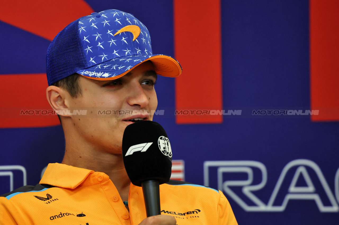 GP STATI UNITI, Lando Norris (GBR) McLaren in the FIA Press Conference.

19.10.2023. Formula 1 World Championship, Rd 19, United States Grand Prix, Austin, Texas, USA, Preparation Day.

- www.xpbimages.com, EMail: requests@xpbimages.com © Copyright: Bearne / XPB Images