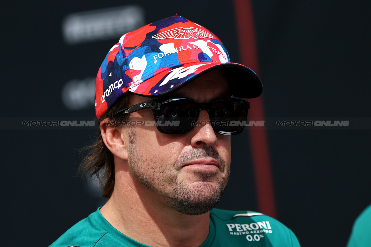 GP STATI UNITI, Fernando Alonso (ESP) Aston Martin F1 Team.

19.10.2023. Formula 1 World Championship, Rd 19, United States Grand Prix, Austin, Texas, USA, Preparation Day.

- www.xpbimages.com, EMail: requests@xpbimages.com © Copyright: Moy / XPB Images