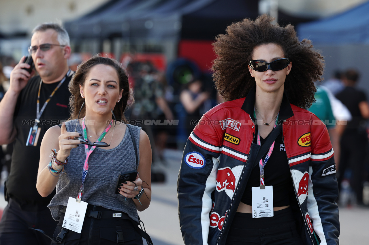 GP STATI UNITI, Paddock Atmosfera - guests.

19.10.2023. Formula 1 World Championship, Rd 19, United States Grand Prix, Austin, Texas, USA, Preparation Day.

- www.xpbimages.com, EMail: requests@xpbimages.com © Copyright: Moy / XPB Images