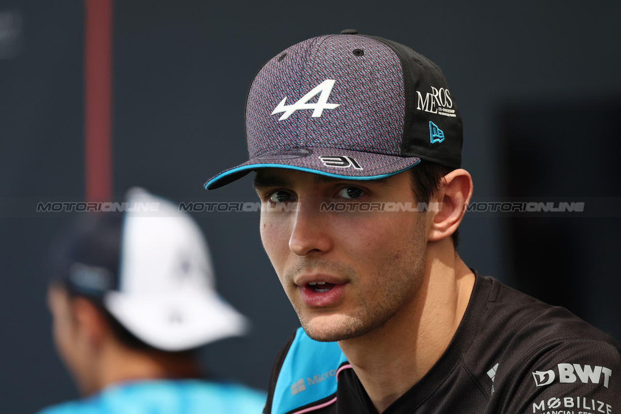GP STATI UNITI, Esteban Ocon (FRA) Alpine F1 Team.

19.10.2023. Formula 1 World Championship, Rd 19, United States Grand Prix, Austin, Texas, USA, Preparation Day.

- www.xpbimages.com, EMail: requests@xpbimages.com © Copyright: Moy / XPB Images