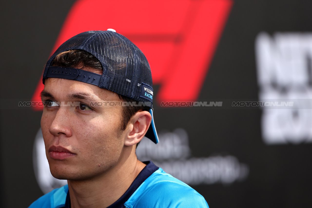 GP STATI UNITI, Alexander Albon (THA) Williams Racing.

19.10.2023. Formula 1 World Championship, Rd 19, United States Grand Prix, Austin, Texas, USA, Preparation Day.

- www.xpbimages.com, EMail: requests@xpbimages.com © Copyright: Moy / XPB Images