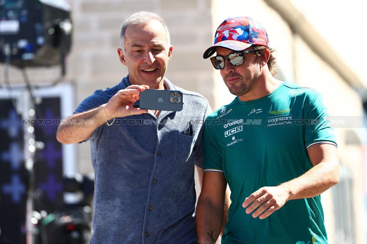GP STATI UNITI, Fernando Alonso (ESP) Aston Martin F1 Team.

19.10.2023. Formula 1 World Championship, Rd 19, United States Grand Prix, Austin, Texas, USA, Preparation Day.

 - www.xpbimages.com, EMail: requests@xpbimages.com © Copyright: Coates / XPB Images
