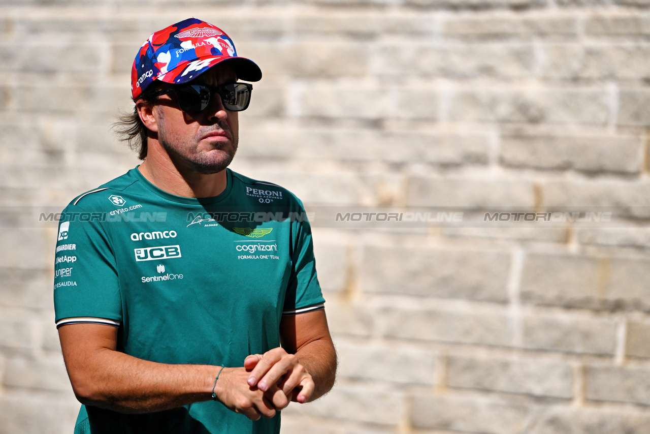 GP STATI UNITI, Fernando Alonso (ESP) Aston Martin F1 Team.

19.10.2023. Formula 1 World Championship, Rd 19, United States Grand Prix, Austin, Texas, USA, Preparation Day.

- www.xpbimages.com, EMail: requests@xpbimages.com © Copyright: Price / XPB Images