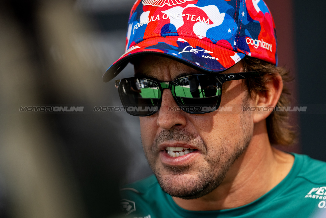 GP STATI UNITI, Fernando Alonso (ESP) Aston Martin F1 Team.

19.10.2023. Formula 1 World Championship, Rd 19, United States Grand Prix, Austin, Texas, USA, Preparation Day.

- www.xpbimages.com, EMail: requests@xpbimages.com © Copyright: Price / XPB Images