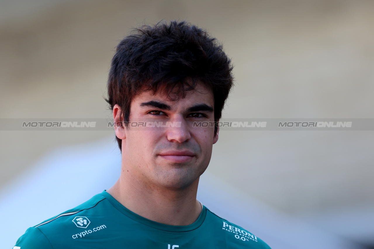 GP STATI UNITI, Lance Stroll (CDN) Aston Martin F1 Team.

19.10.2023. Formula 1 World Championship, Rd 19, United States Grand Prix, Austin, Texas, USA, Preparation Day.

 - www.xpbimages.com, EMail: requests@xpbimages.com © Copyright: Rew / XPB Images